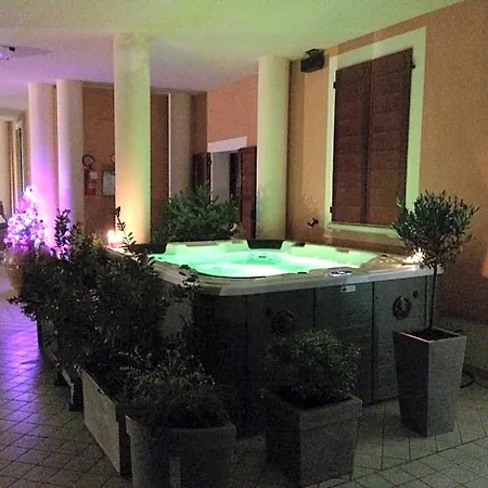 Apartahotel Degli Ulivi 4*